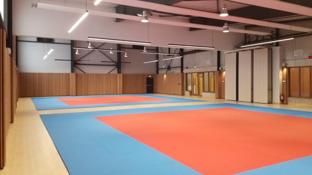 Mur Mobile - COMPLEXE SPORTIF Complexe Sportif Vinay (38)